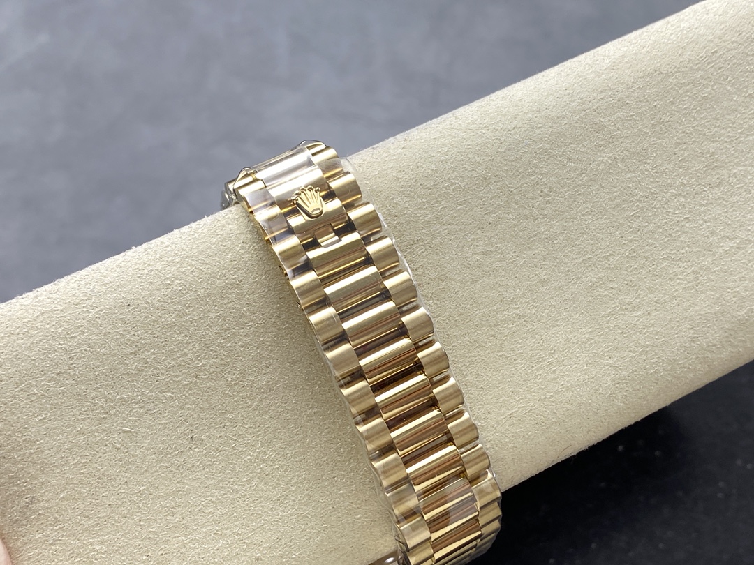 Day Date Black Dial Diamond Bezel  3