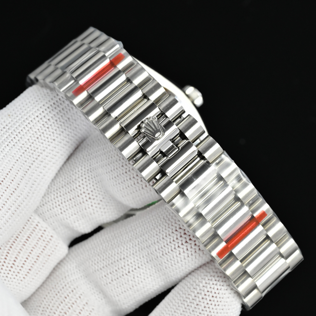 Day Date Blue Dial Roman  3