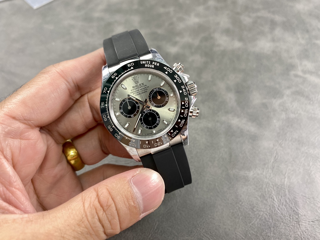 Daytona OysterFlex Champagne Dial  3