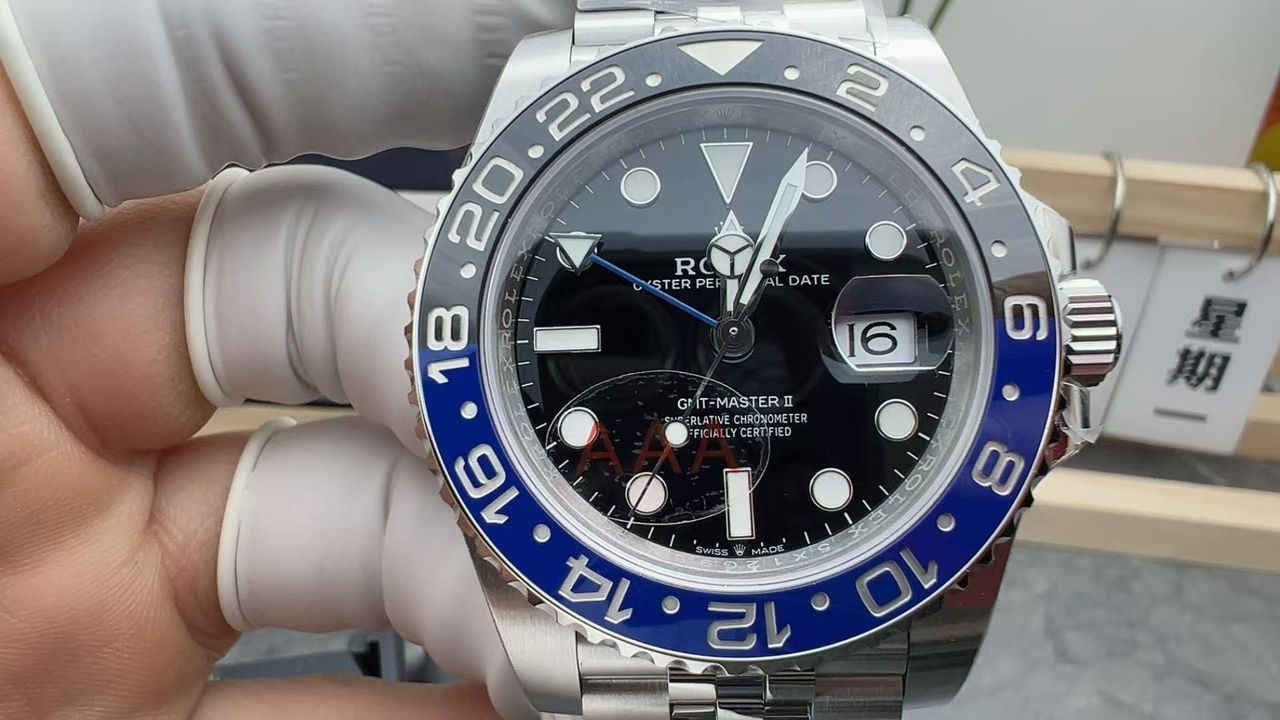 Rolex Gmt Master II "Bad Girl" 3