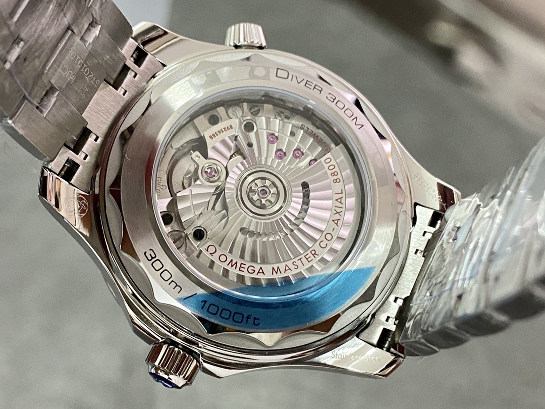 Seamater Diver 300 4